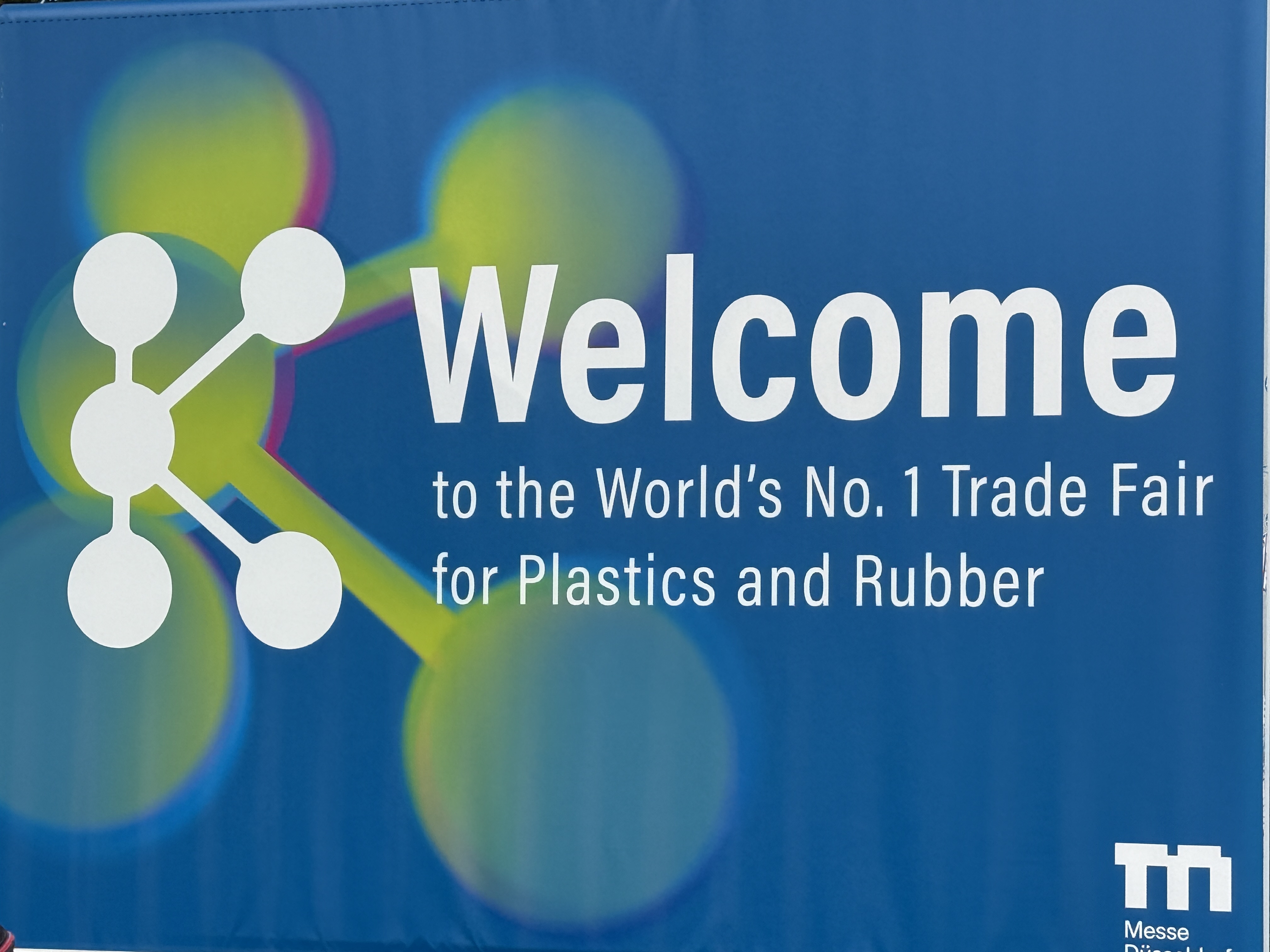 莱茵河畔的绿色对话：上海奥塞尔参加2025德国K展，共探塑料产业可持续未来